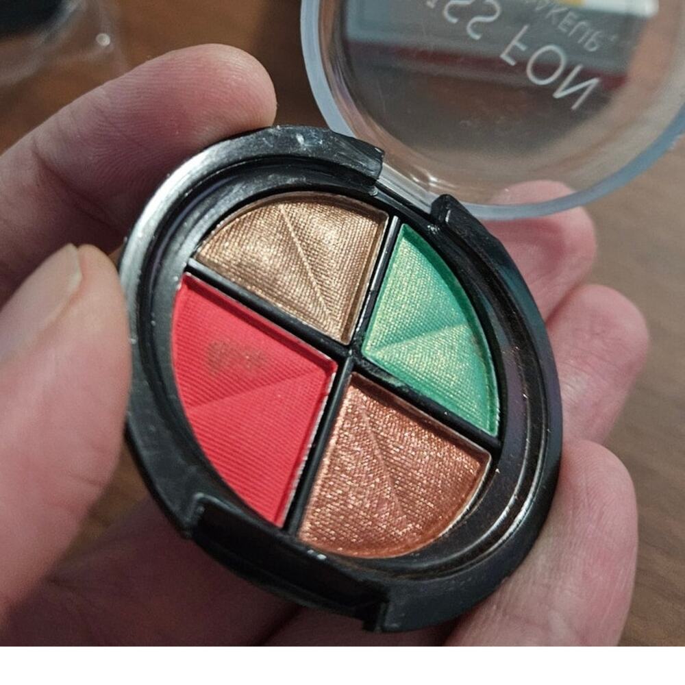Miss Fon Eyeshadow Palette Dream Blush EY20 ~ Asian Beauty